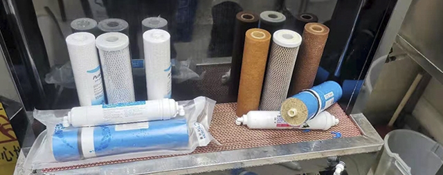 直飲水設(shè)備不及時更換濾芯有哪些危害